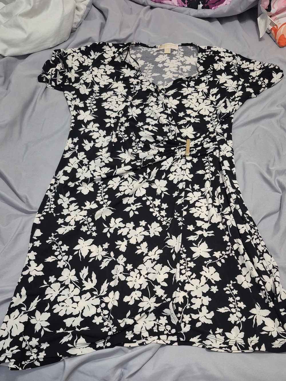 Michael Kors Black and White Floral Dress with Gold Logo Bar